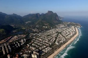 Censo 2022: População brasileira que vive próxima ao litoral recua, mas segue sendo maioria