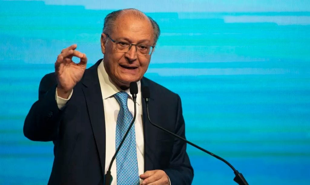 Responsabilidade fiscal é um dever de todos, diz Alckmin em resposta a Pacheco