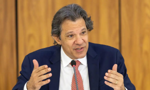 Haddad: distribuição de divdendos extraordinários da Petrobras depende do plano de investimentos