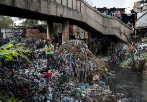 Para haver moda sustentável, a legislação ambiental precisa olhar para os têxteis