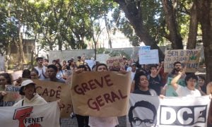 Estudantes de instituto federal de São Paulo entram em greve por falta de 'bandejão'