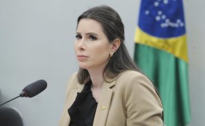 CCJ da Câmara aprova projeto que autoriza estados a legislarem sobre armamento