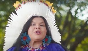 Indígenas preservam 80% da biodiversidade do planeta, diz Guajajara em pronunciamento na TV