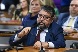 Zanin determina abertura de inquérito contra Quaquá por tapa em deputado bolsonarista