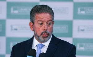 Lira diz ser ‘imprescindível’ maior participação de Lula na articulação política