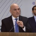 Moraes assina acordo com PF e AGU para combater a desinformação nas eleições