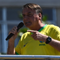 Ato de Bolsonaro em Rio de Janeiro reuniu 32 mil pessoas, calcula grupo de pesquisa da USP