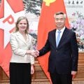 Gleisi defende ‘aprofundar parcerias’ entre o PT e o Partido Comunista da China