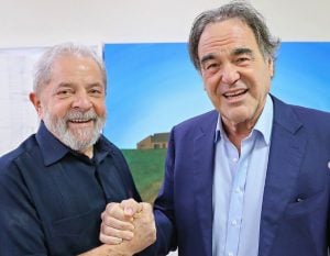 Oliver Stone apresentará seu documentário sobre Lula em Cannes