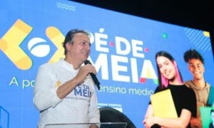 Pé de Meia é lançado em São Paulo com a expectativa de beneficiar 330 mil estudantes