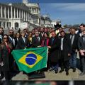Como Eduardo Bolsonaro e comitiva articulam com parlamentares dos EUA punições ao Brasil
