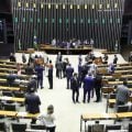 Câmara aprova a retomada de seguro obrigatório, em vitória do governo Lula