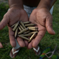 Polícia Federal investiga grupo ‘Invasão Zero’, apontado como miliciano na Bahia