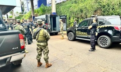 Paraguai envia de volta para o Brasil 25 presos membros de facções