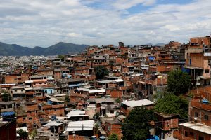 A periferia no centro da democracia brasileira