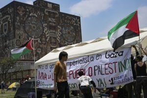 Estudantes pró-palestinos acampam na maior universidade do México