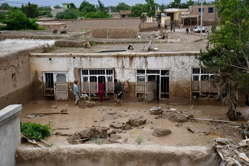 Sobe para 311 o número de mortos em inundações no Afeganistão