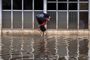Sobe para 161 o número de mortos por chuvas e enchentes no Rio Grande do Sul