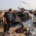 Palestinos acusam Israel de “massacre” após ataque a acampamento de refugiados perto de Rafah
