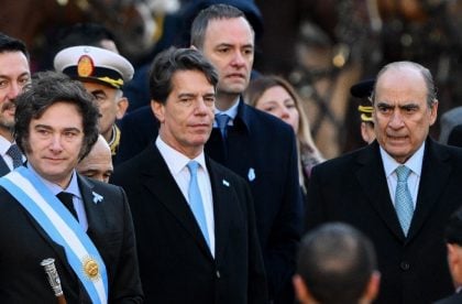 Chefe de gabinete do governo Milei renuncia na Argentina