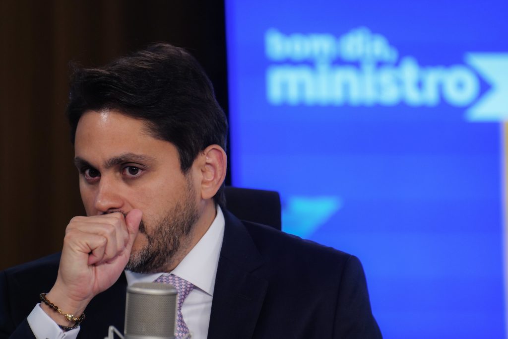 Juscelino Filho presta depoimento à PF e critica delegado após oitiva ser interrompida: ‘repete a Lava Jato’
