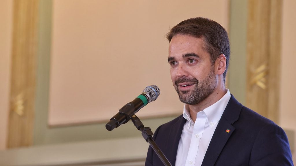 Vereador gaúcho é indiciado por homofobia contra Eduardo Leite