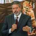 Lira evita avaliar ações de Lula, mas defende ‘medidas mais enérgicas’ para o RS