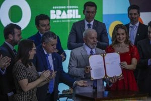 Lula sanciona a extensão de benefício ao setor de eventos até 2026