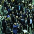 Congresso derruba veto de Lula e volta a proibir a ‘saidinha’ de presos