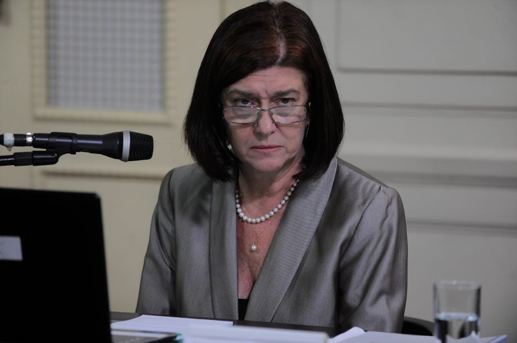 Os principais desafios de Magda Chambriard após assumir o comando da Petrobras
