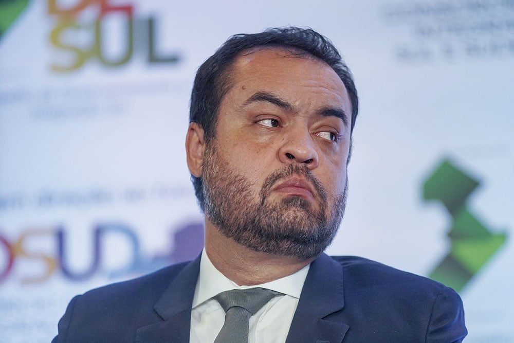 Relatório do MPE aponta gastos ilícitos na campanha de Cláudio Castro