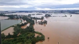 Sobe para dez o número de mortos pelas chuvas no RS