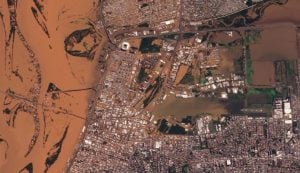 Confira o antes e o depois das enchentes no RS em imagens de satélite