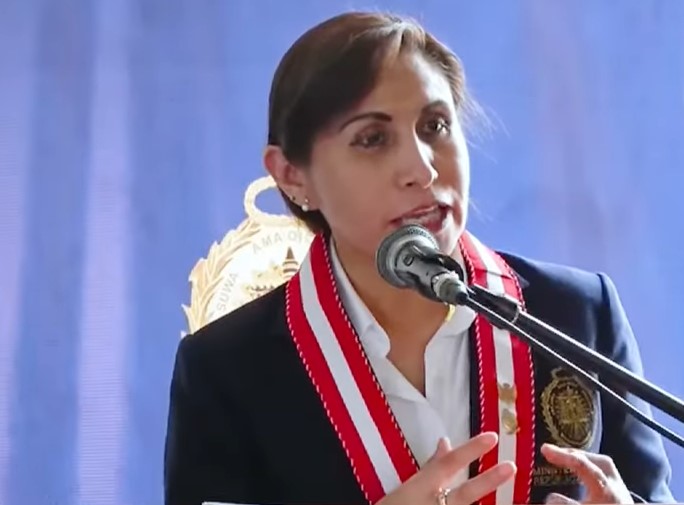 Justiça do Peru destitui procuradora-geral por interferência em investigação
