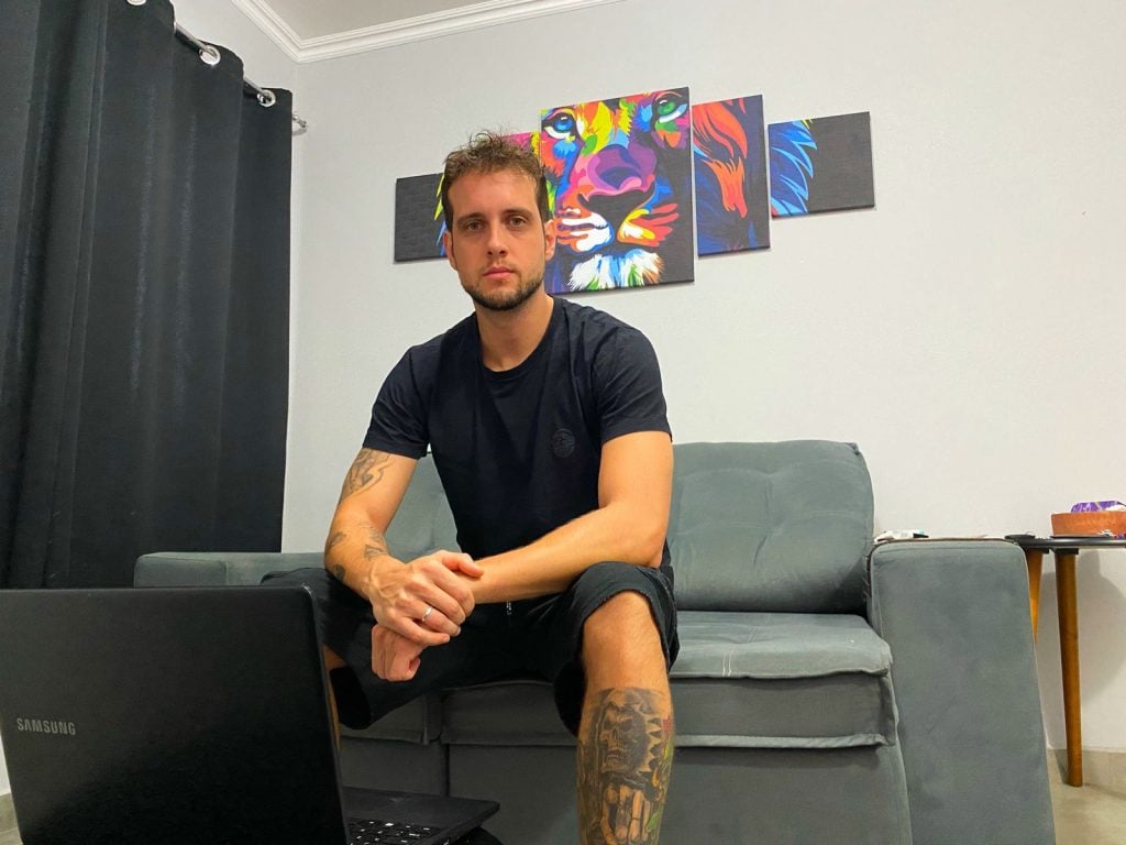 Ele abriu uma Startup com R$ 15 mil e quer se tornar o ‘Mercado Livre da tatuagem’