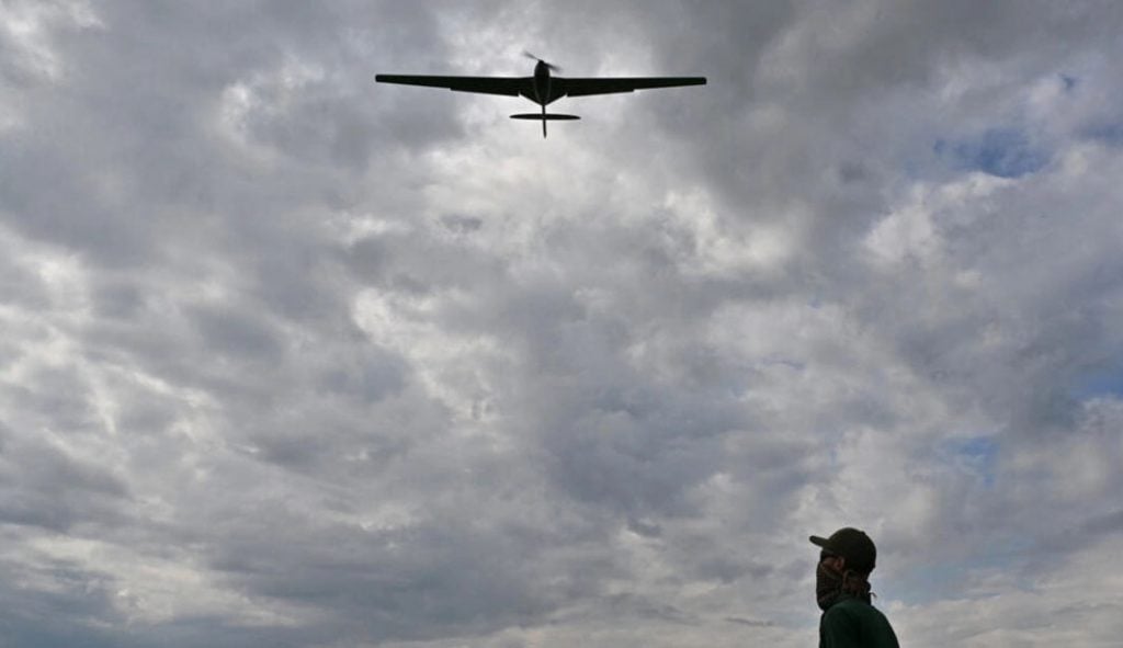 Ucrânia efetua amplo ataque com drones contra a Rússia e mata duas pessoas