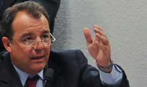 Justiça autoriza Sérgio Cabral a retirar tornozeleira eletrônica para fazer exame