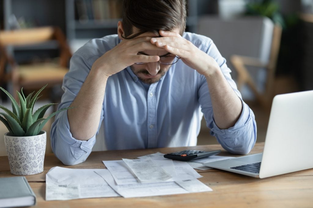 Estudo revela que 77% dos inadimplentes querem pagar, mas ansiedade e burocracia travam acordos