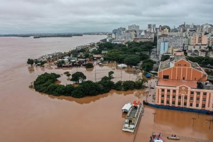 Sobe para 182 o número de mortes nas enchentes do Rio Grande do Sul