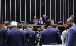 Câmara aprova atualização da Política Nacional de Defesa