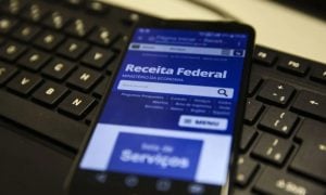 Imposto de Renda: Saiba escolher entre declaração completa e simplificada