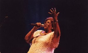 Disco traz registro ao vivo de D. Ivone Lara, representação maior da mulher sambista