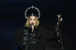 Comissão da Câmara aprova moção de repúdio ao show da Madonna