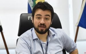 Prefeito da Grande SP é multado por propaganda eleitoral antecipada e uso indevido de IA