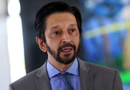 Nunes minimiza denúncia de violência doméstica, mas polícia confirma registro de ocorrência