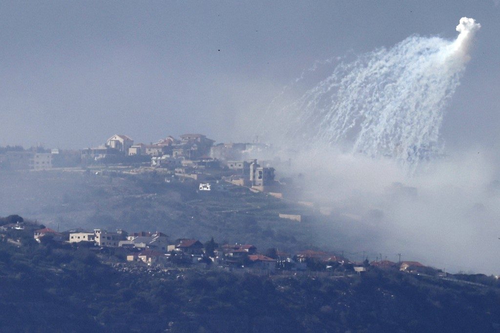 Israel é acusado de usar fósforo branco em ataques no sul do Líbano