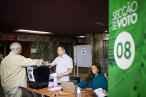 Socialistas conseguem vitória apertada nas eleições europeias em Portugal