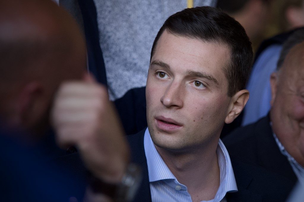 Extrema-direita na França pede ‘maioria absoluta’ para governar