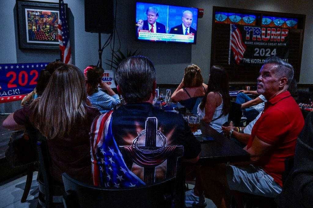 5% dos eleitores que assistiram ao debate entre Trump e Biden mudaram voto, diz pesquisa