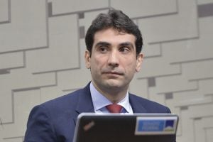 Galípolo projeta Selic alta por 'período bastante prolongado'